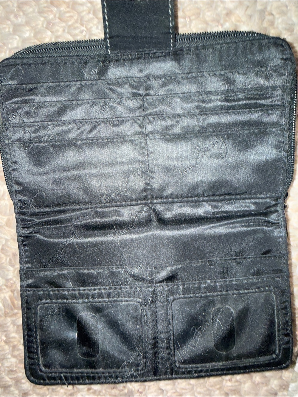 Vera Bradley Quilted Black Women's Zip Wallet with Turn-Lock Closure - Picture 4 of 4